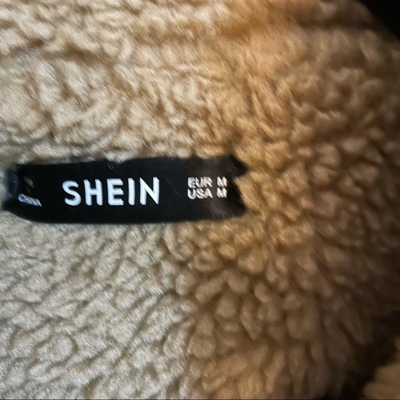 Double Breasted Teddy Coat, Notched Collar, Button Cuff, 2 pockets, Ov… - Picture 6 of 12